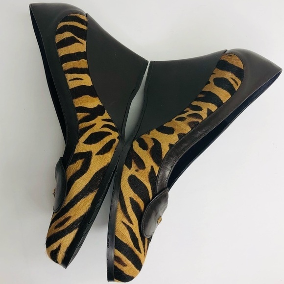 Donald J Pliner Animal Print Wedge Loafers - Picture 5 of 7